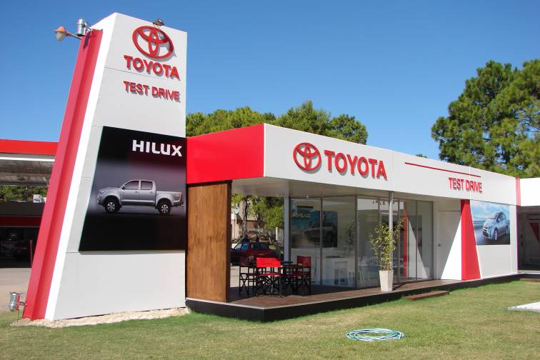 Toyota Servicio Técnico, Pinamar, 2011