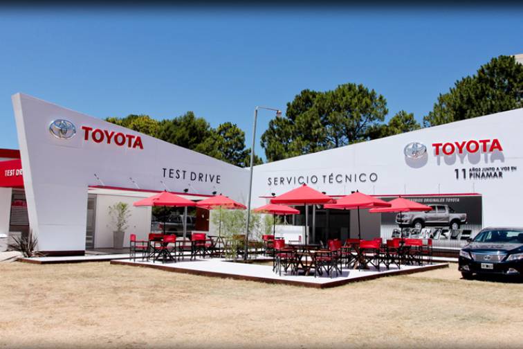 Toyota Servicio Técnico, Pinamar, 2012