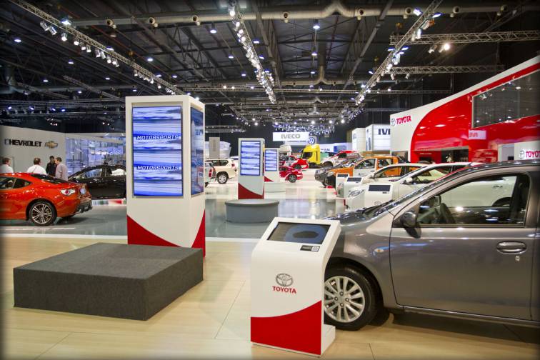 Toyota, Salón del Automóvil, 2013